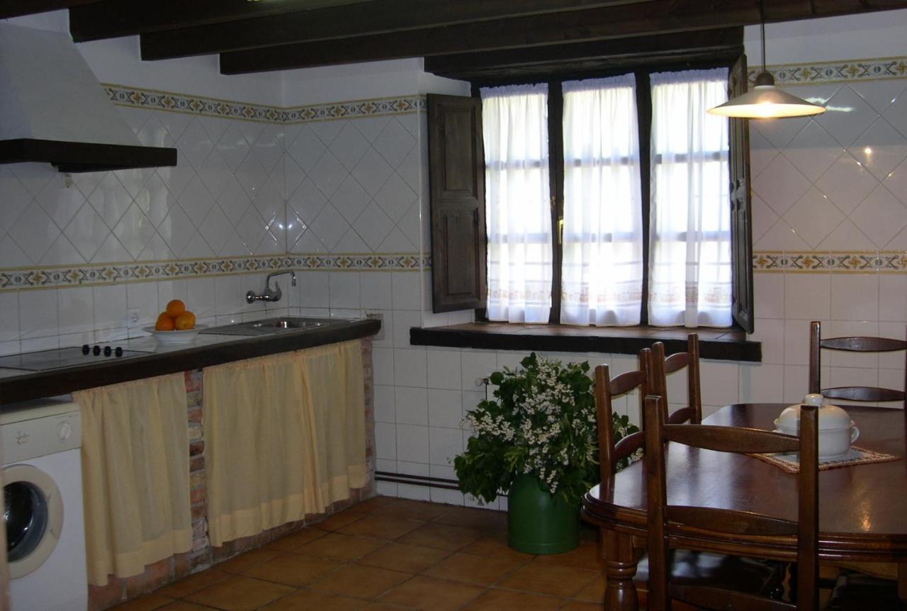 Turismo Rural El Sidron Casa de hóspedes Piloña Exterior foto