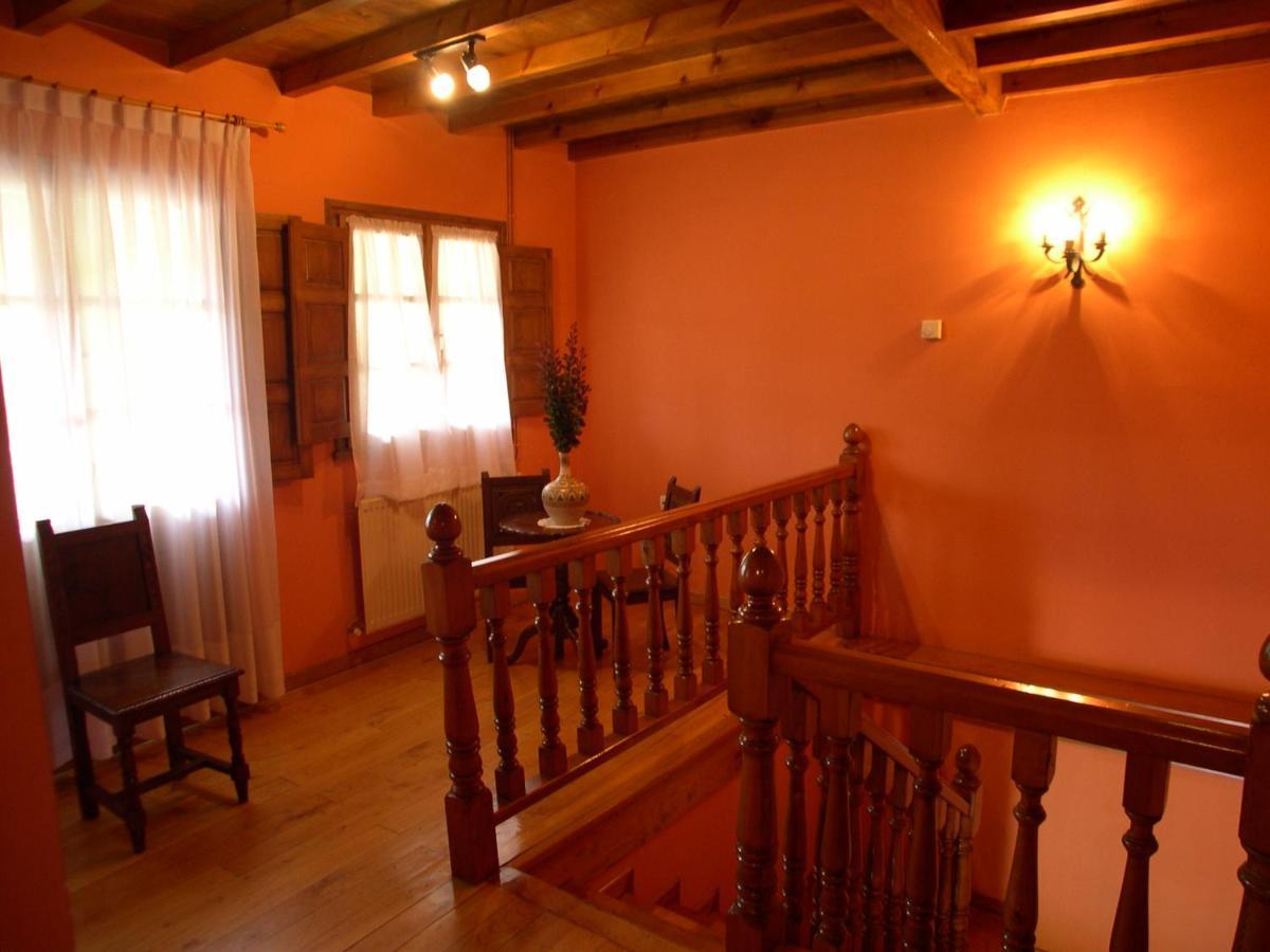 Turismo Rural El Sidron Casa de hóspedes Piloña Exterior foto