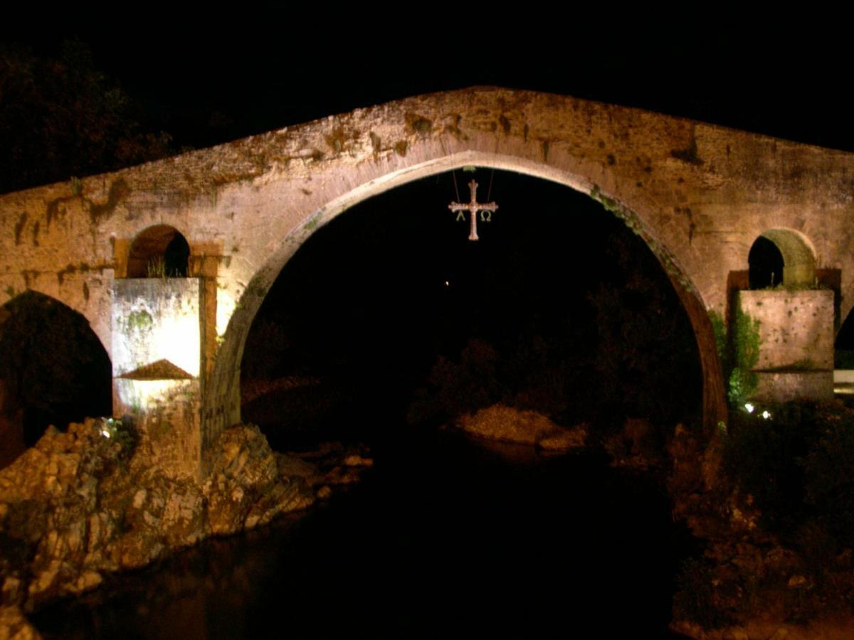 Turismo Rural El Sidron Casa de hóspedes Piloña Exterior foto