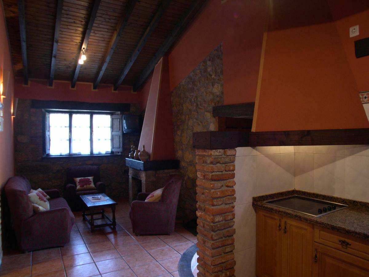 Turismo Rural El Sidron Casa de hóspedes Piloña Exterior foto