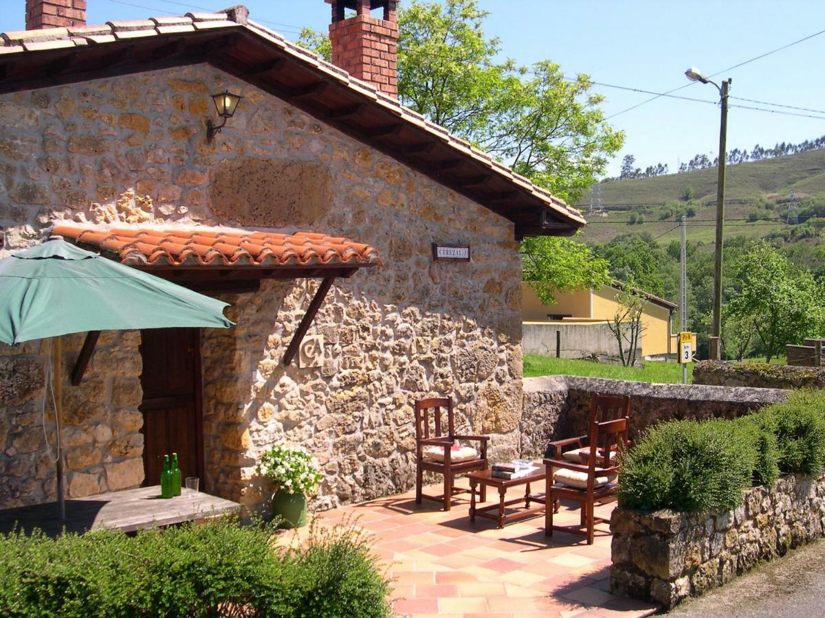 Turismo Rural El Sidron Casa de hóspedes Piloña Exterior foto