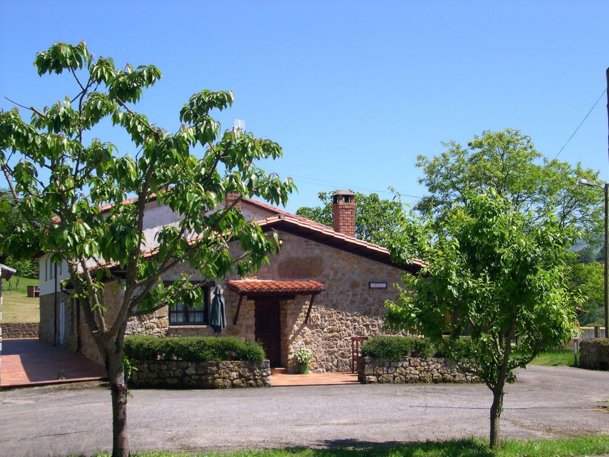 Turismo Rural El Sidron Casa de hóspedes Piloña Exterior foto